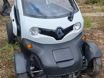 Usata Renault Twizy 12 kW (17 CV) 2013 Bianco Utilitaria