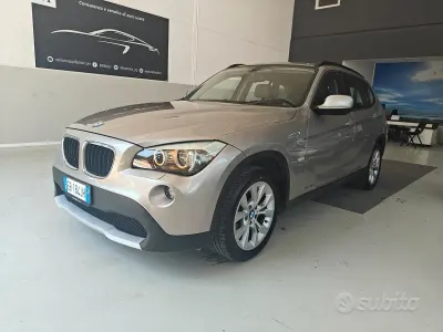 Usata BMW X1 177 CV (130 kW) 2010 Grigio SUV