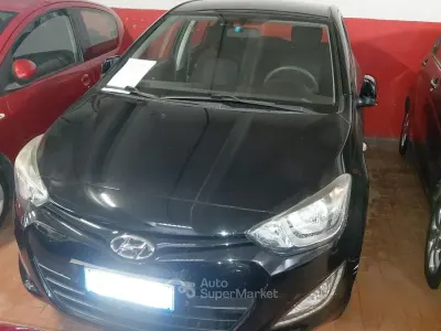 Usata Hyundai i20 Edition 86 CV (63 kW) 2013 Nero Utilitaria