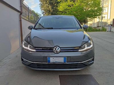 Usata VW Golf VII Highline 110 CV (80 kW) 2019 Berlina
