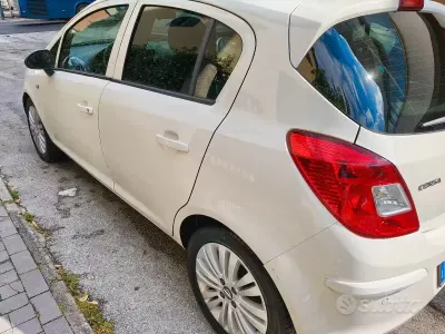Usata Opel Corsa 85 CV (62 kW) 2014 Bianco Utilitaria