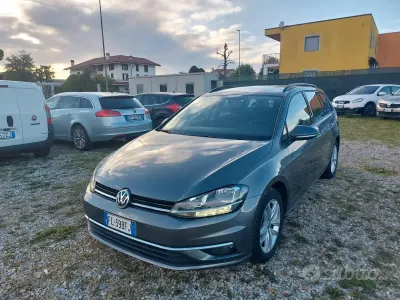 Occasion VW Golf VII Business 116 PK (85 kW) 2017 Grijs Stationwagen