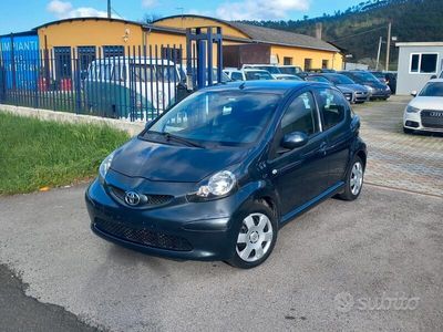 usata Toyota Aygo 1.0 12V VVT-i 5 porte Sol