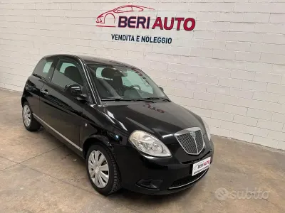 Usata Lancia Ypsilon 69 CV (50 kW) 2011 Nero Utilitaria