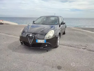 Usata Alfa Romeo Giulietta 105 CV (77 kW) 2011 Nero Utilitaria