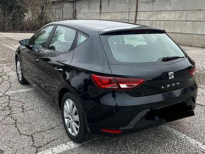 Usata Seat Leon 105 CV (77 kW) 2014 Nero