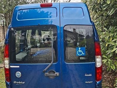 Usata Fiat Doblò 105 CV (77 kW) 2007 Blu Monovolume