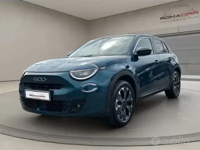 Usata Fiat 600 101 CV (74 kW) 2025 Verde SUV