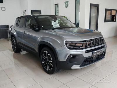 Usata Jeep Avenger Summit 100 CV (73 kW) 2023 Nero SUV