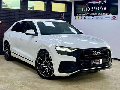 Usata Audi Q8 Sport 286 CV (210 kW) 2020 Bianco SUV