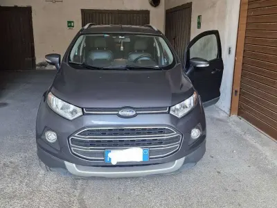 Usata Ford Ecosport Business Edition 101 CV (74 kW) 2017 Grigio SUV