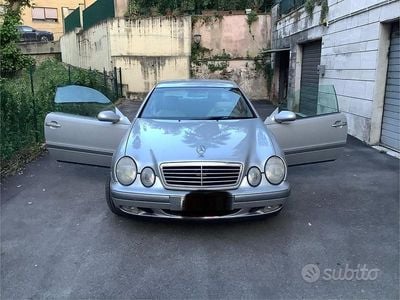 Usata Mercedes CLK320 Elegance 218 CV (160 kW) 1998 Grigio Coupé