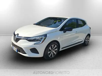 Usata Renault Clio V SE 67 CV (49 kW) 2023 Bianco Berlina