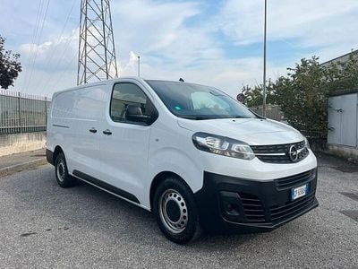 Usata Opel Vivaro S 144 CV (105 kW) 2023 Bianco Monovolume
