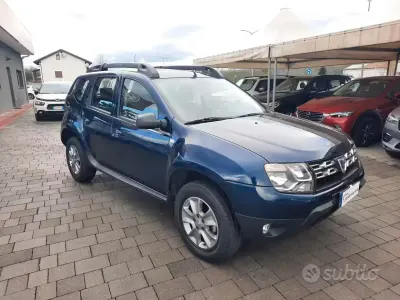 Usata Dacia Duster 109 CV (80 kW) 2016 Bluazzurro SUV