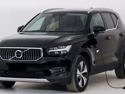 Usata Volvo XC40 R-Design 179 CV (131 kW) 2021 Nero SUV