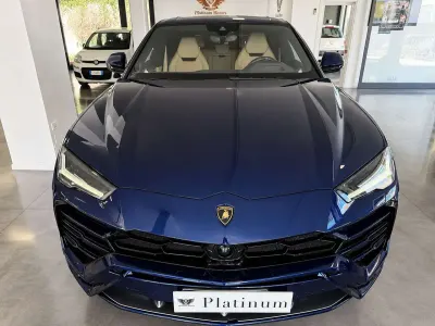 Usata Lamborghini Urus 650 CV (478 kW) 2018 Blu/azzurro SUV