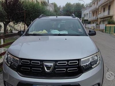 Occasion Dacia Sandero 75 ch (55 kW) 2018 Gris Citadine