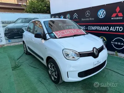 Usata Renault Twingo 65 CV (47 kW) 2024 Bianco Utilitaria