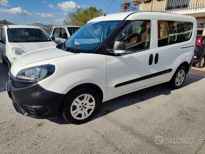 Usata Fiat Doblò Lounge 95 CV (69 kW) 2018 Bianco Monovolume