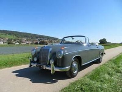 Usata Mercedes 220 106 CV (77 kW) 1957 Grigio Cabrio