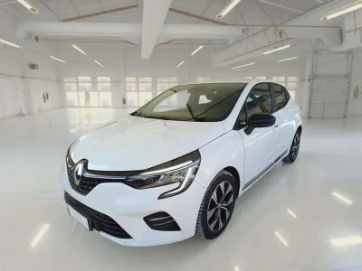 Usata Renault Clio V Evolution 101 CV (74 kW) 2023 Bianco Berlina