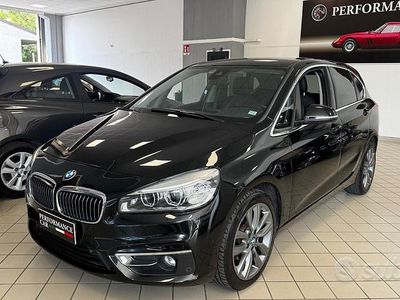 Usado BMW 218 Luxury Line 150 CV (110 kW) 2016 Negro Familiar
