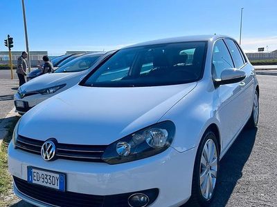 Usata VW Golf VI 160 CV (117 kW) 2010 Bianco Utilitaria