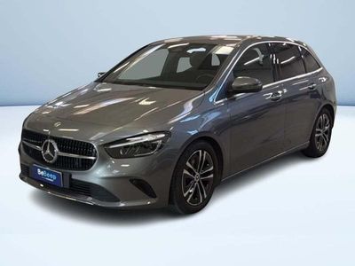 Grigio Usata 2023 Mercedes B180 Advanced Plus Monovolume | 27.900 € (Buon prezzo)