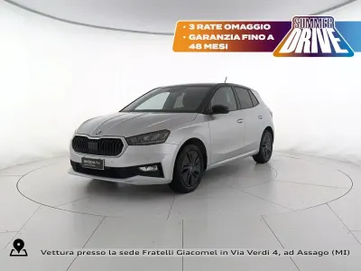 Usata Skoda Fabia 80 CV (58 kW) 2025 Argento brillante metallizzato nero tulipano perlato Utilitaria