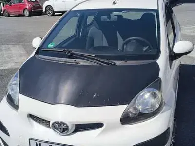 Usata Toyota Aygo Connect Style 68 CV (50 kW) 2012 Bianco Utilitaria
