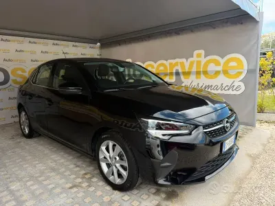 Usata Opel Corsa Elegance 101 CV (74 kW) 2021 Nero Utilitaria