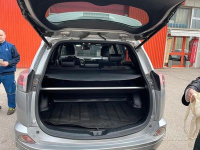 Usata Toyota RAV4 Hybrid 2017 Grigio SUV