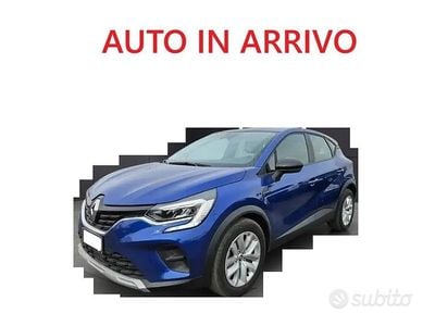 Usata Renault Captur Business 115 CV (84 kW) 2020 Blu SUV