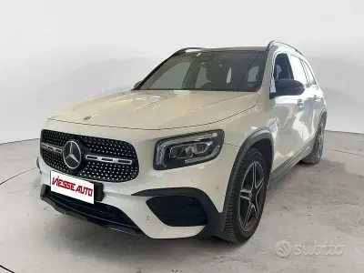 Usata Mercedes GLB220 Premium 190 CV (139 kW) 2021 Bianco SUV