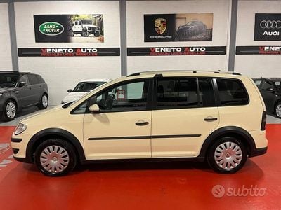 Usata VW Touran Trendline 105 CV (77 kW) 2008 Beige Monovolume