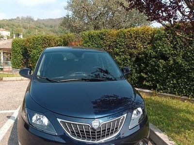 Usata Lancia Ypsilon 69 CV (50 kW) 2020 Blu Utilitaria