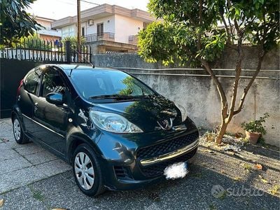 Occasion Peugeot 107 Access 68 ch (50 kW) 2011 Citadine