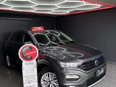 Usata VW T-Roc Advance 116 CV (85 kW) 2020 Grigio SUV