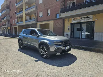 Usata Jeep Avenger Summit 101 CV (74 kW) 2025 Grigio SUV