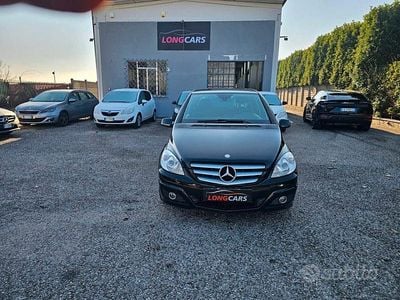 Usata Mercedes B180 Premium 109 CV (80 kW) 2011 Nero Monovolume