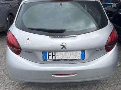 Usata Peugeot 208 Active 82 CV (60 kW) 2017 Utilitaria
