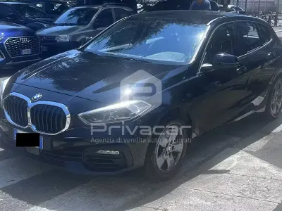 Usata BMW 118 Advantage 140 CV (102 kW) 2019 Blu Utilitaria