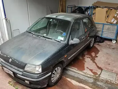 Occasion Renault Clio 58 ch (42 kW) 1992 Vert Citadine