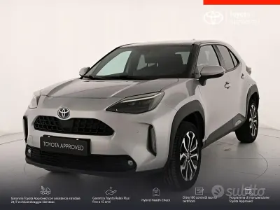 Usata Toyota Yaris Trend 116 CV (85 kW) 2022 Argento Utilitaria