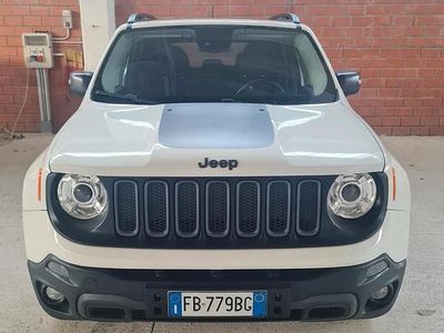 Usata Jeep Renegade Trailhawk 170 CV (125 kW) 2015 SUV