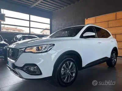Usata MG HS Comfort 162 CV (119 kW) 2023 Bianco SUV