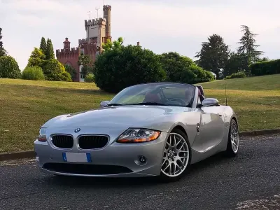 Usata BMW Z4 192 CV (141 kW) 2003 Argento Cabrio