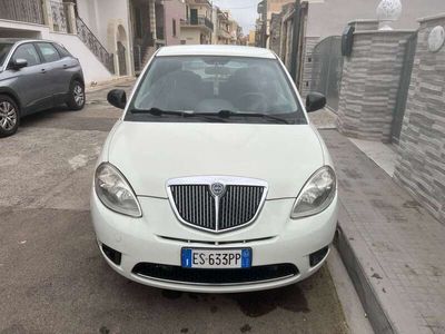 usata Lancia Ypsilon 1.2 8v Argento