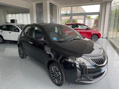 usata Lancia Ypsilon My24 402 Platino 1.0